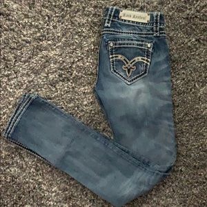 Rock revivals woman’s straight leg size 27